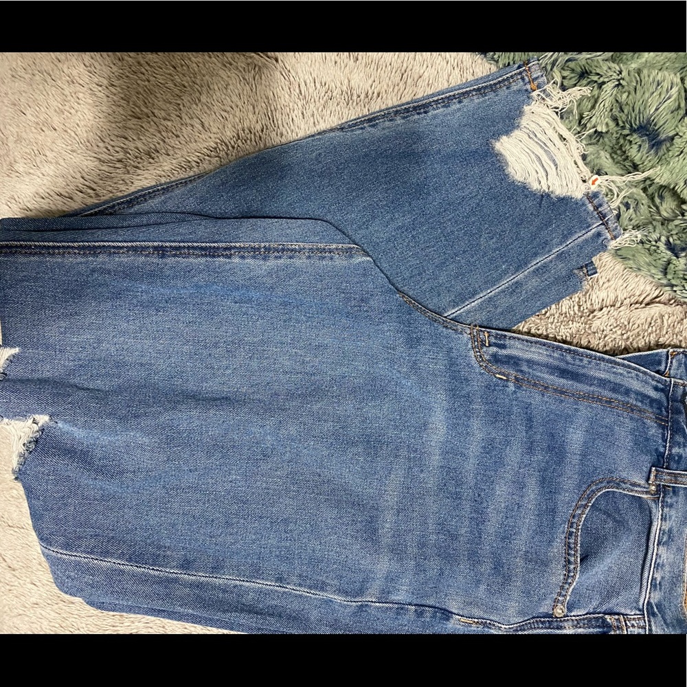 American eagle mom jeans